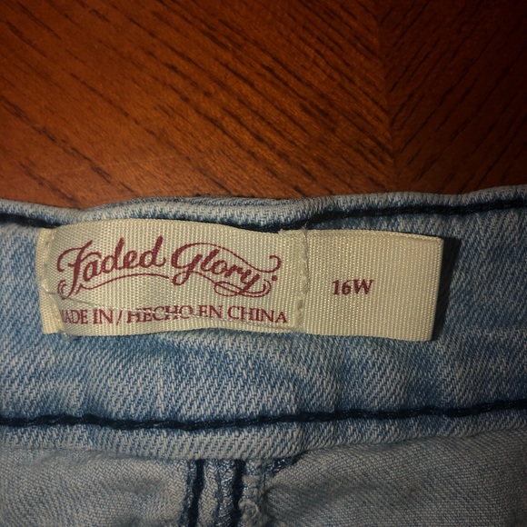 Faded Glory 16W, EUD w/ embroidery - Picture 3 of 6
